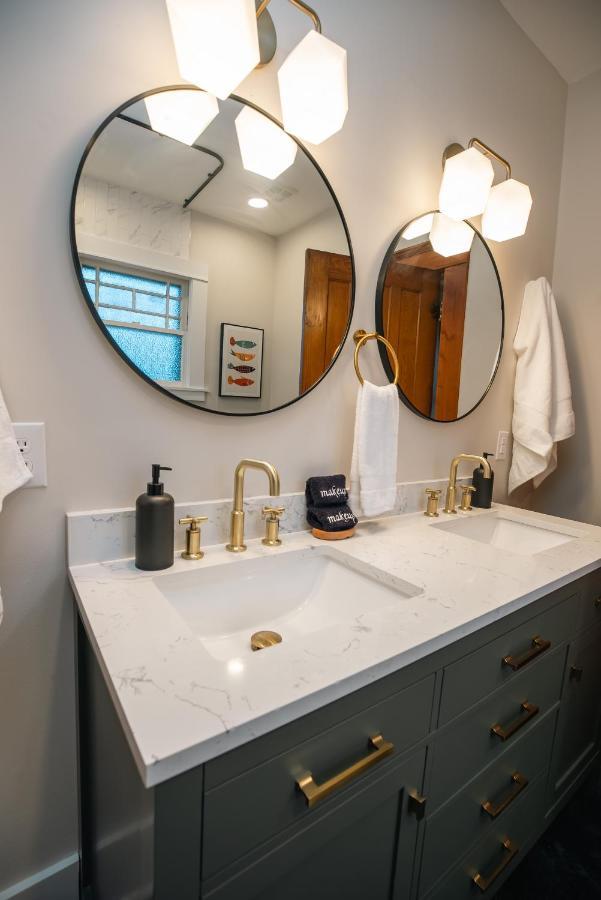 Gulf Coast Craftsman - Cozy, Charming & Central! Gulfport Extérieur photo