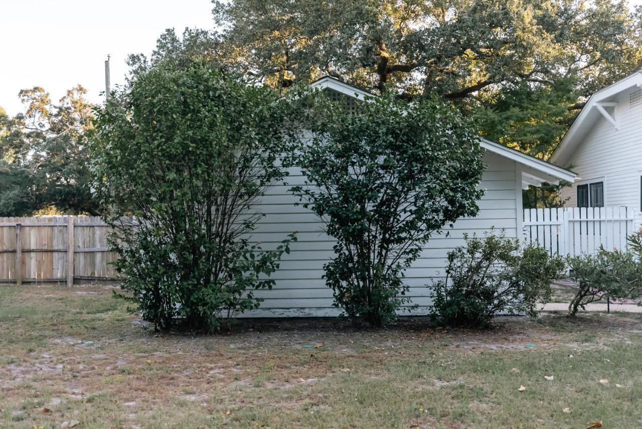 Gulf Coast Craftsman - Cozy, Charming & Central! Gulfport Extérieur photo