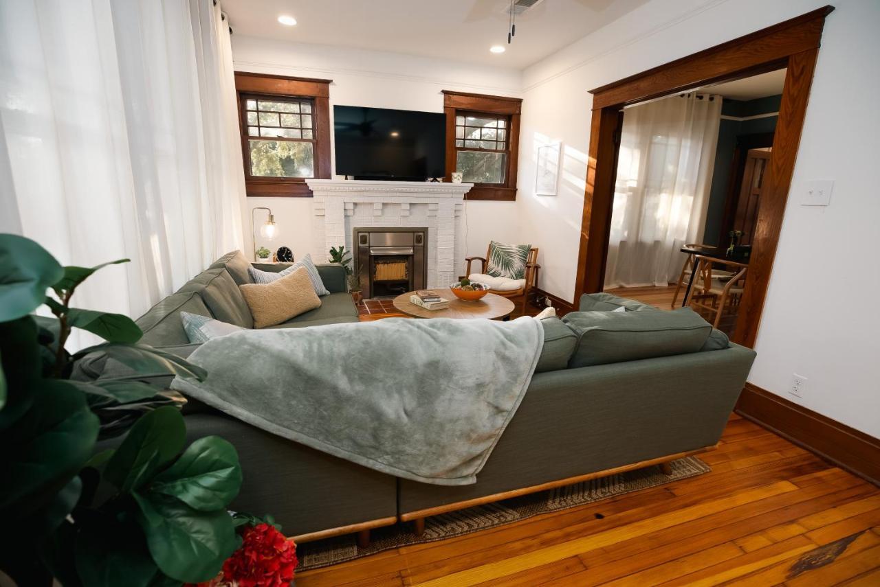 Gulf Coast Craftsman - Cozy, Charming & Central! Gulfport Extérieur photo
