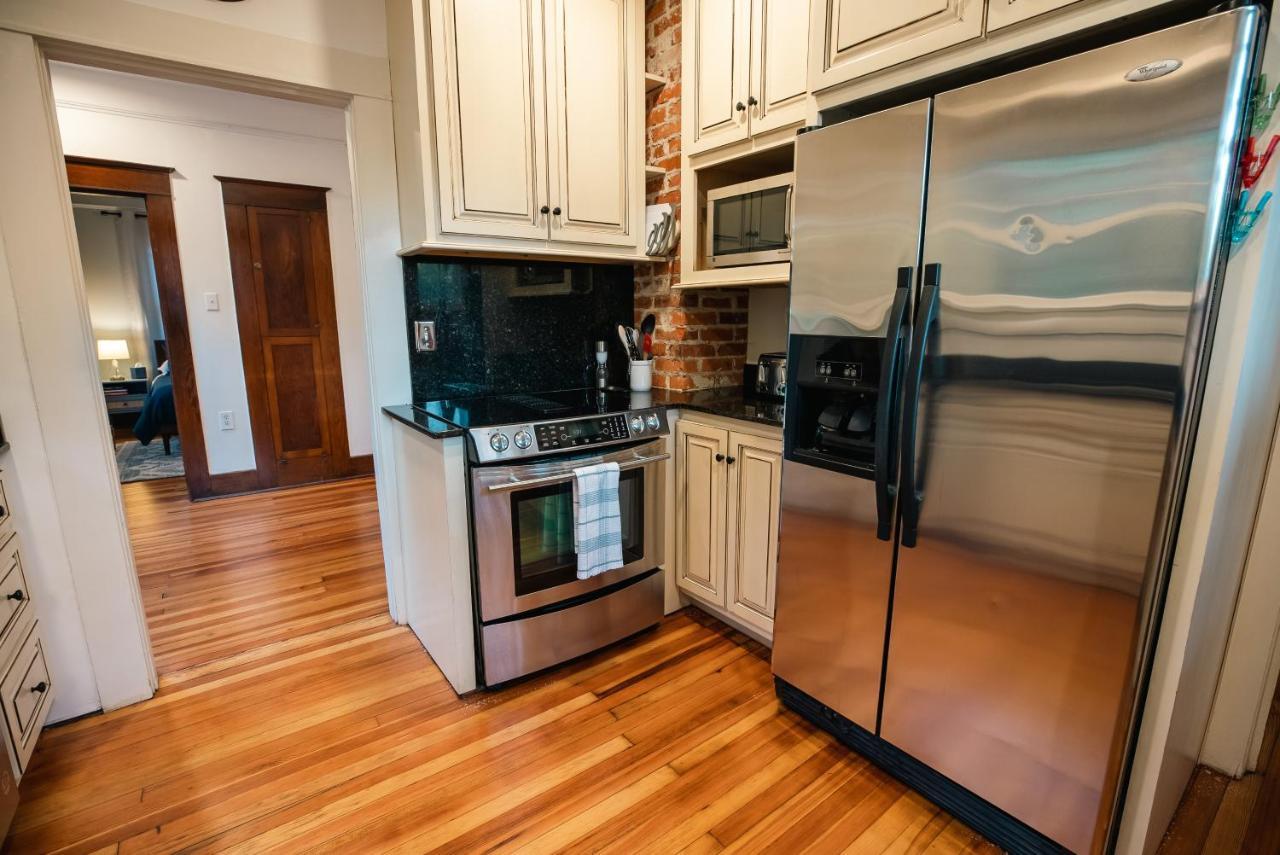 Gulf Coast Craftsman - Cozy, Charming & Central! Gulfport Extérieur photo